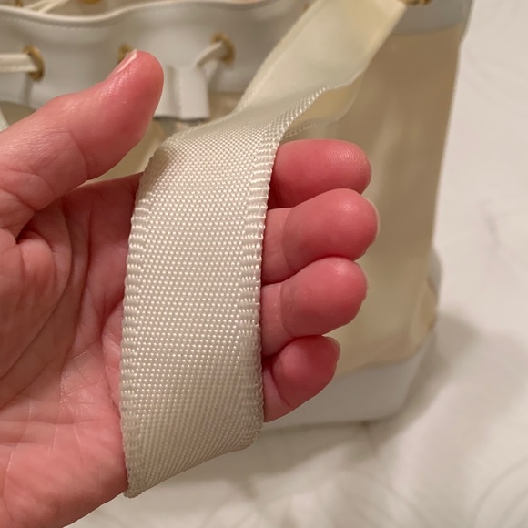 Valentino Garavani Sport Vintage Drawstring Bucket Bag - Picture 12 of 16